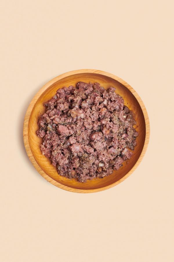 Contenu alimentation humide pour chiens avec viande de boeuf